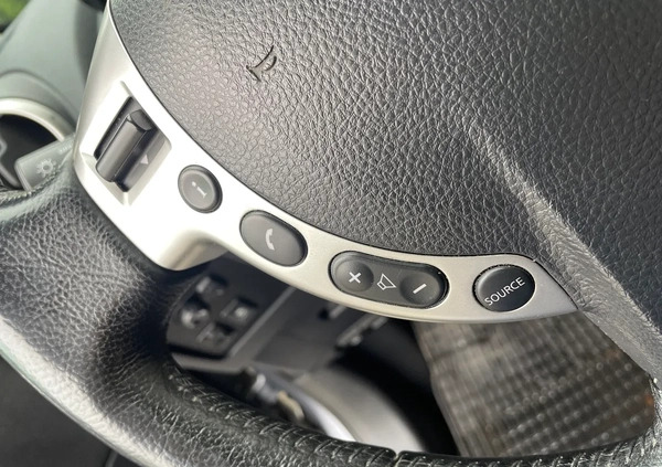 Nissan Qashqai cena 41800 przebieg: 182000, rok produkcji 2011 z Kielce małe 407